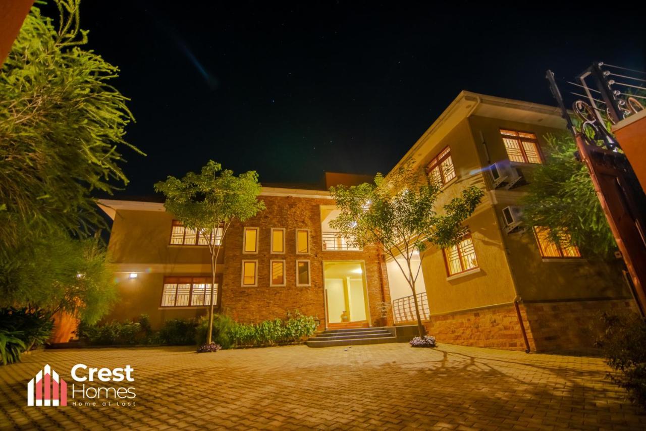 Crest Homes Uganda Kitende ภายนอก รูปภาพ