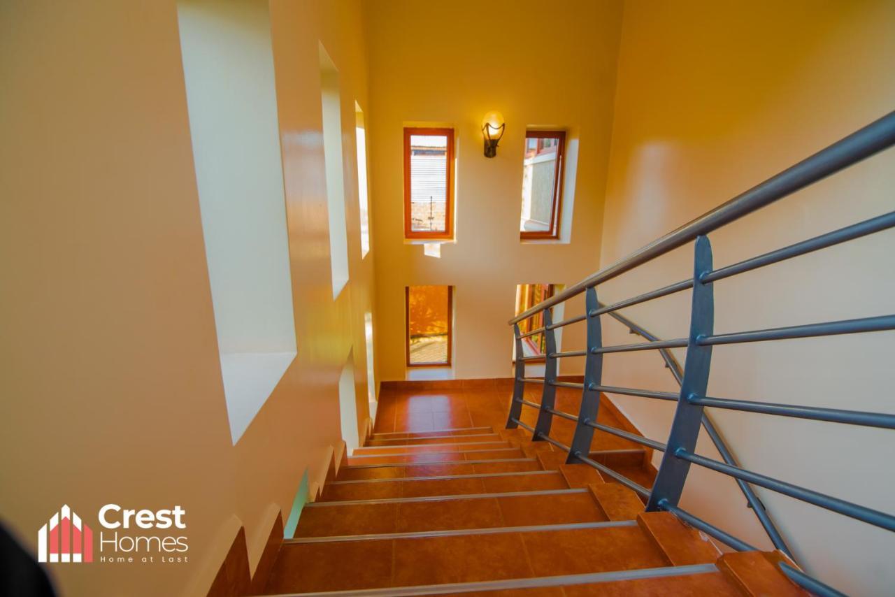 Crest Homes Uganda Kitende ภายนอก รูปภาพ